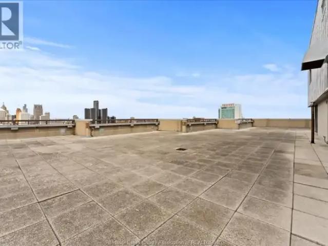 For Rent 2 Bedroom Apartment Windsor ON DS101878418