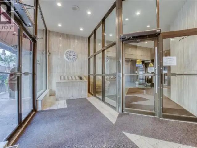 For Rent 2 Bedroom Apartment Windsor ON DS101878608