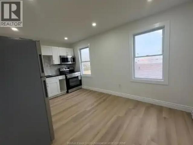 For Rent 2 Bedroom Apartment Windsor ON DS101878003
