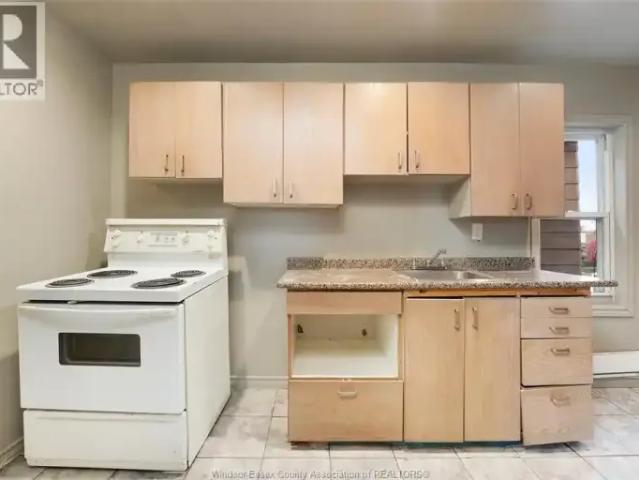 For Rent 2 Bedroom Apartment Windsor ON DS101149013