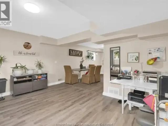 For Rent 2 Bedroom Apartment Windsor ON DS102715538