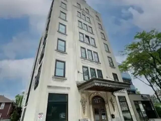 For Rent 2 Bedroom Apartment Windsor ON DS102203329