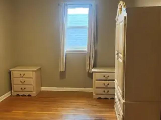 For Rent 2 Bedroom Apartment Windsor ON DS102272634