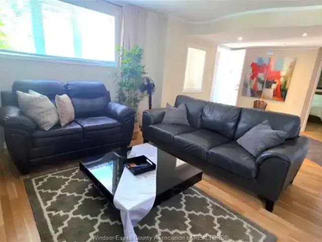 For Rent 2 Bedroom Apartment Windsor ON DS103958867