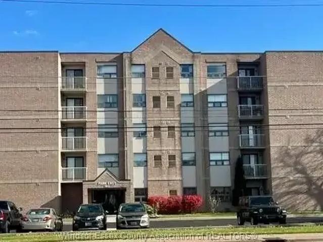 For Rent 2 Bedroom Apartment Windsor ON DS103179309