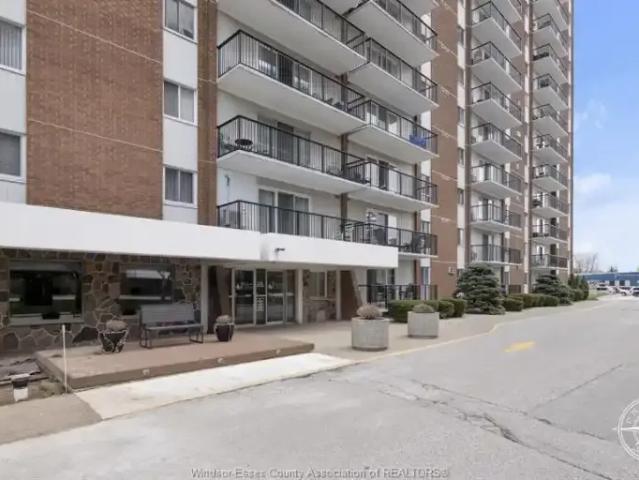 For Rent 2 Bedroom Apartment Windsor ON DS103338642