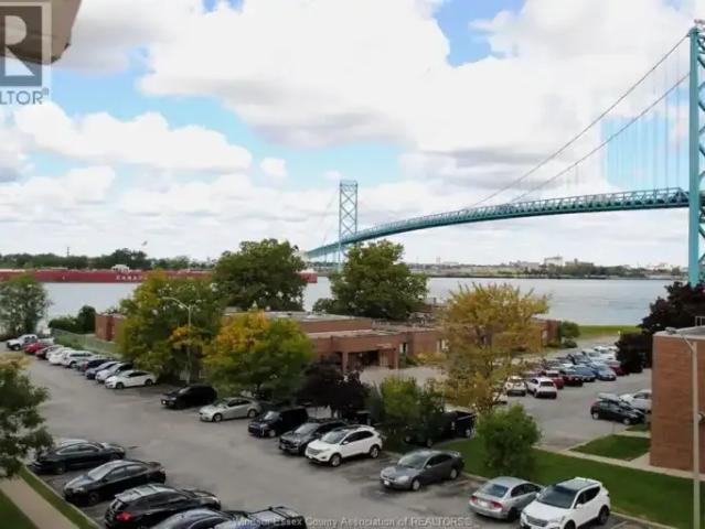 For Rent 2 Bedroom Apartment Windsor ON DS104106893