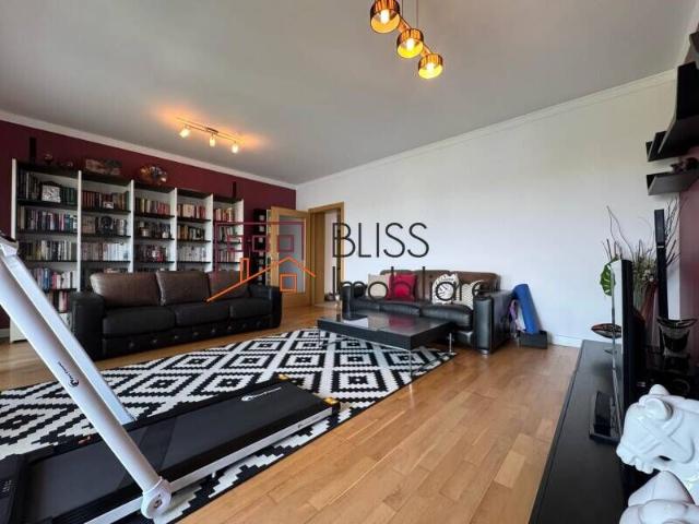 For rent 2 Bedroom Apartment with Parking and Spectacular Lake View Emerald Residence, Lacul Tei, Bucharest