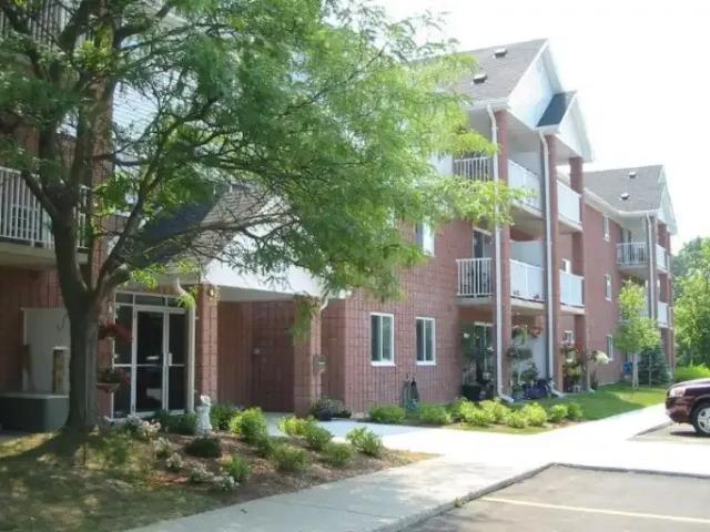For Rent 2 Bedroom Apartment Woodstock ON DS102883377