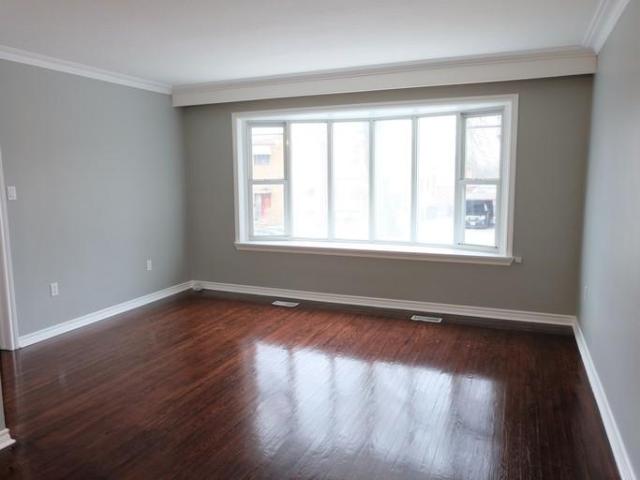 For Rent 2 Bedroom Apartment York ON DS102587253