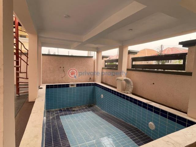 For rent: 2 bedroom Block Of Flats Chevron Drive Lekki Lagos PID: 0PCGWH | Private Property Nigeria