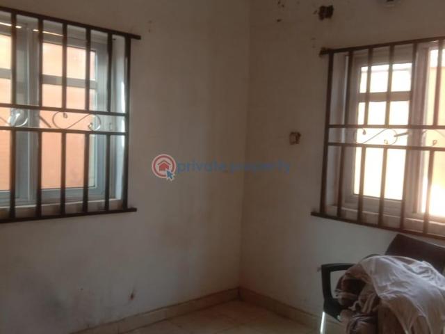 For rent: 2 bedroom Block Of Flats Aboru Iyana Ipaja Lagos PID: 8PCNNZ | Private Property Nigeria