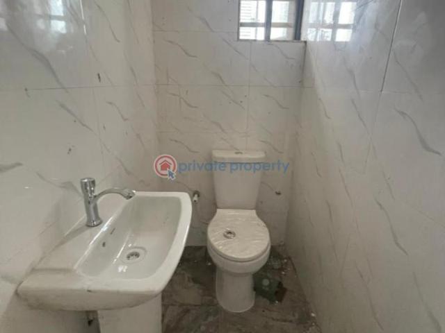For rent: 2 bedroom Block Of Flats Aguda Surulere Lagos PID: 2PBPBE | Private Property Nigeria