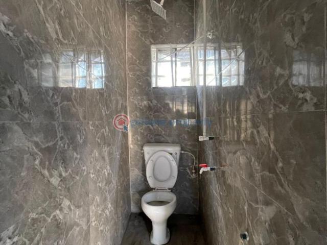 For rent: 2 bedroom Block Of Flats Akinsulere Off Adetola Aguda Surulere Lagos PID: 4PCFZR | Private Property Nigeria