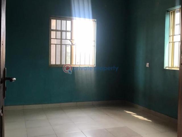 For rent: 2 bedroom Block Of Flats First Avians, Akala Express Ibadan Oyo PID: 0PCLMF | Private Property Nigeria