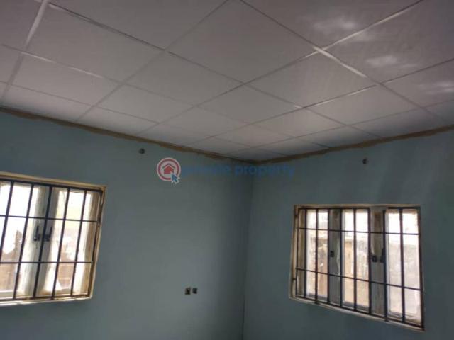 For rent: 2 bedroom Flat & Apartment Akoto Estate, Elebu Akala Express Ibadan Oyo PID: 0PCFJL | Private Property Nigeria