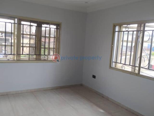 For rent: 2 bedroom Flat & Apartment Ipaja Lagos PID: 8PBDUA | Private Property Nigeria
