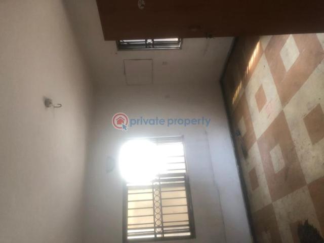 For rent: 2 bedroom Flat & Apartment Isheri Kudoro Estate Magodo GRA Phase 1 Ojodu Lagos PID: 9PCLSV | Private Property Nigeria