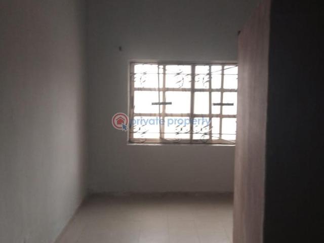 For rent: 2 bedroom Flat & Apartment Omole Phase 1 Ojodu Lagos PID: 3PBEFU | Private Property Nigeria