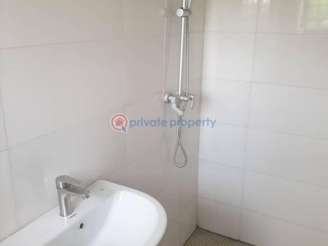 For rent: 2 bedroom Flat & Apartment Omole Phase 1 Ojodu Lagos PID: 7PBFDZ | Private Property Nigeria