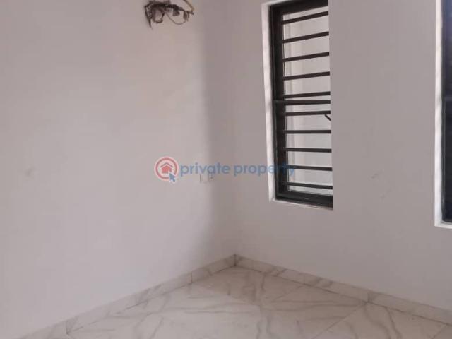For rent: 2 bedroom Flat & Apartment Via Omole 2 Olowora Ojodu Lagos PID: 9PBFZW | Private Property Nigeria