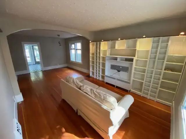 For Rent 2 Bedroom House Calgary AB DLS104638475