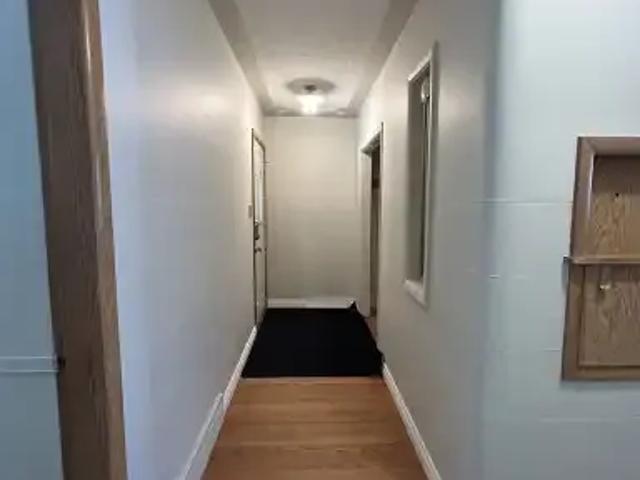 For Rent 2 Bedroom House Calgary AB DS103301376