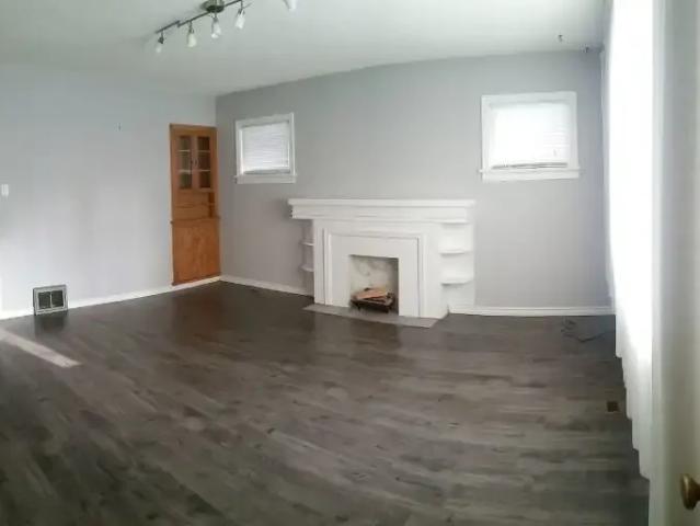 For Rent 2 Bedroom House Calgary AB DS104179916