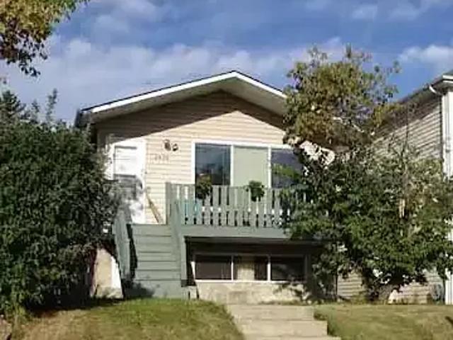 For Rent 2 Bedroom House Calgary AB DS104180081