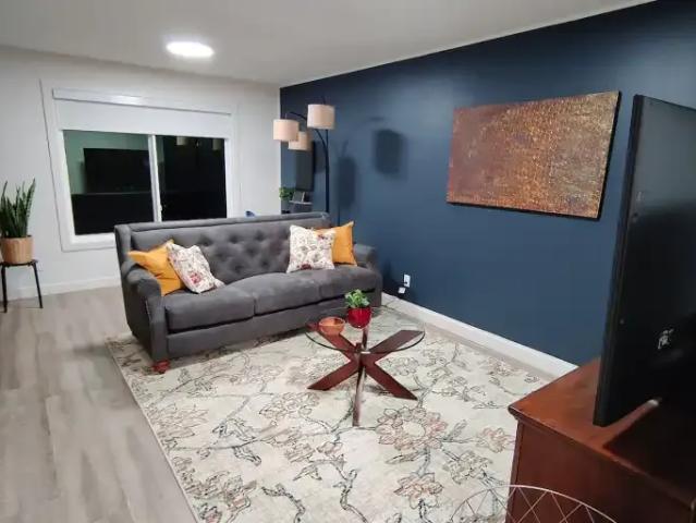 For Rent 2 Bedroom House Calgary AB DS104180663