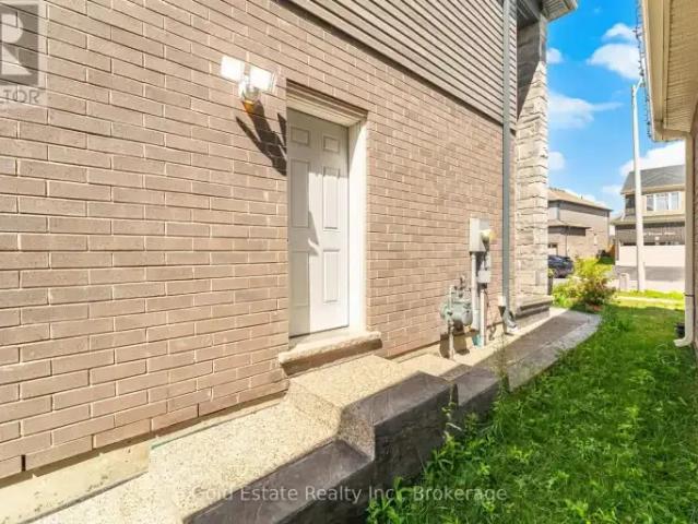 For Rent 2 Bedroom House Cambridge ON DS105088012