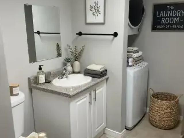 For Rent 2 Bedroom House Ajax ON DLS103879526