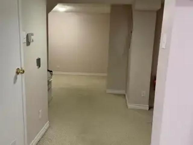 For Rent 2 Bedroom House Ajax ON DS103301344
