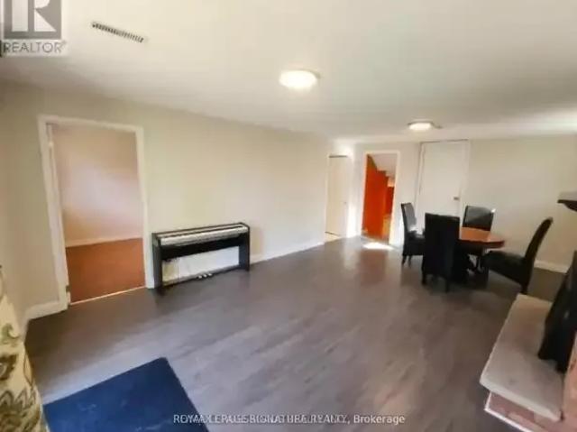 For Rent 2 Bedroom House Bradford West Gwillimbury ON DS104322366