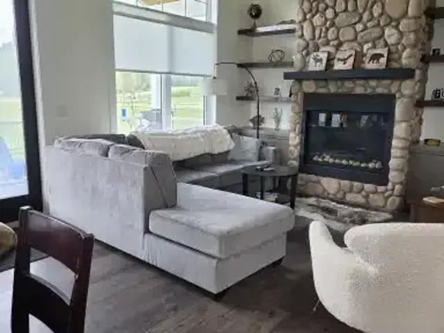 For Rent 2 Bedroom House Buck Lake AB DS104985892
