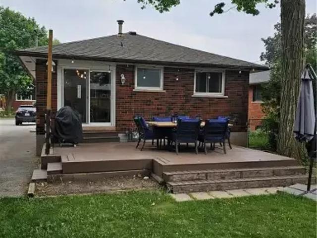 For Rent 2 Bedroom House Burlington ON DS105004960