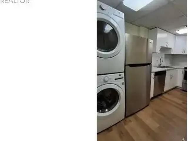 For Rent 2 Bedroom House Burnaby BC DS102915192