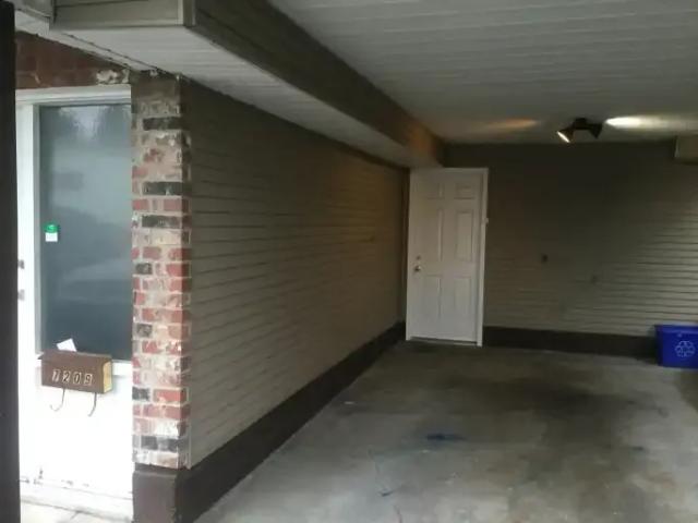 For Rent 2 Bedroom House Burnaby BC DS103011781