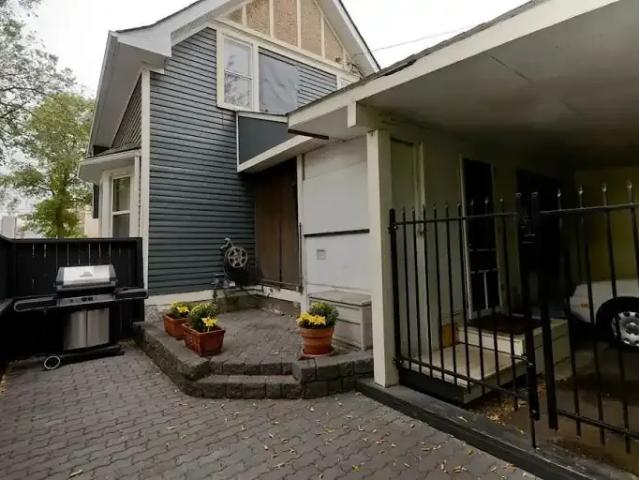 For Rent 2 Bedroom House Edmonton AB DS102306295