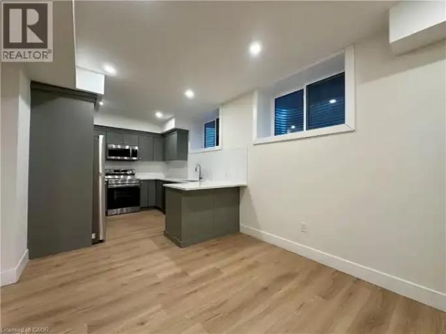 For Rent 2 Bedroom House Kitchener ON DLS100443775