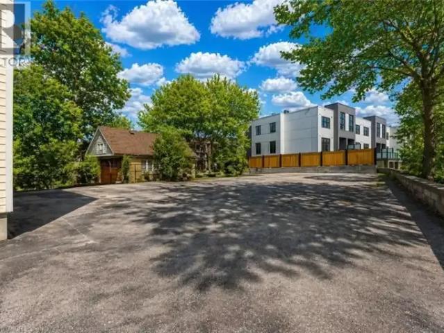 For Rent 2 Bedroom House Kitchener ON DLS101507897