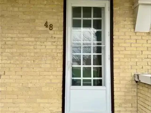 For Rent 2 Bedroom House Kitchener ON DS104036385