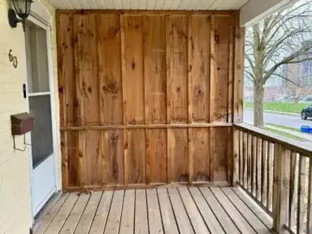 For Rent 2 Bedroom House Kitchener ON DS104036381