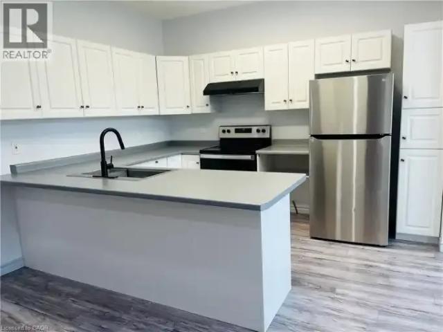 For Rent 2 Bedroom House Kitchener ON DS104972876