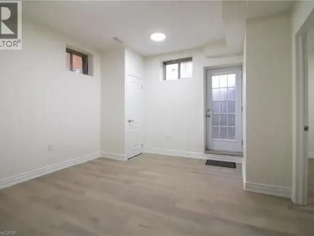 For Rent 2 Bedroom House Kitchener ON DS103579378