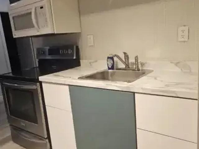 For Rent 2 Bedroom House Innisfil ON DS105023435