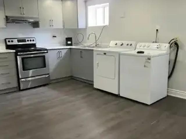 For Rent 2 Bedroom House Oakville ON DS103879657