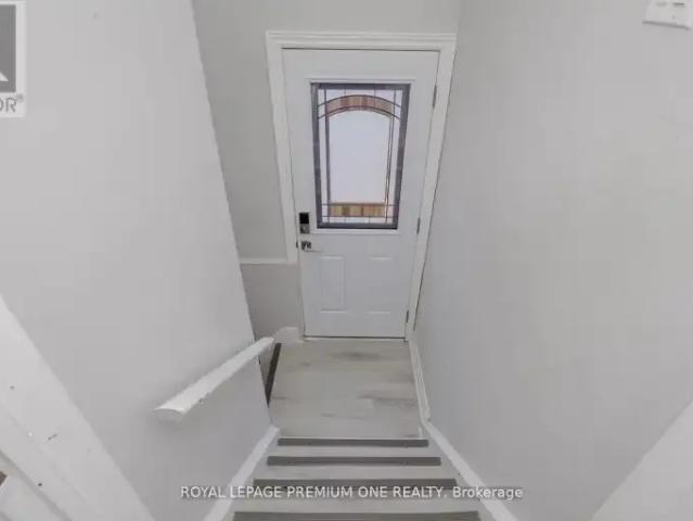 For Rent 2 Bedroom House Oakville ON DS105186164