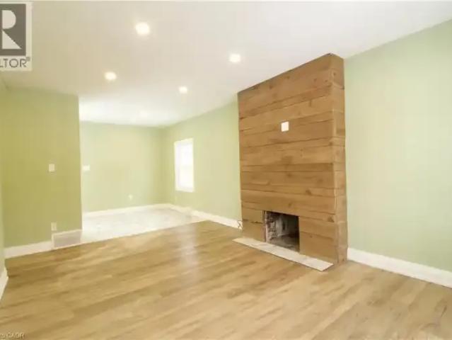 For Rent 2 Bedroom House London ON DLS101016727