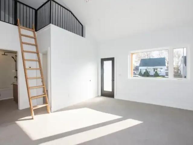For Rent 2 Bedroom House Niagara Falls ON DLS102846372